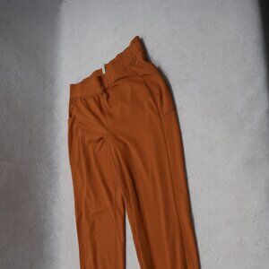 Fabletics Ripstop Cargo Jogger Brown Women Size Medium, Comfy, Everyday #0900